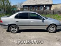 Toyota Avensis 1 поколение