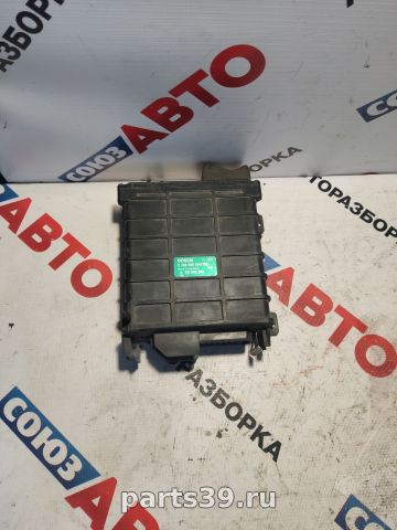 Блок управления двигателя ECU на Audi 80 8A/B3