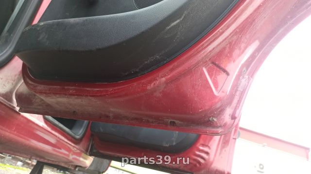 Дверь задняя Прав. на Peugeot 207 1 поколение