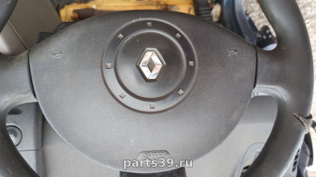 Подушка безопасности водителя на Renault Scenic 2 поколение