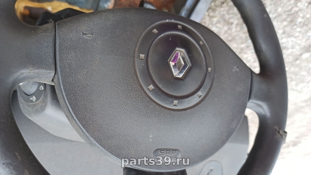 Подушка безопасности водителя на Renault Scenic 2 поколение