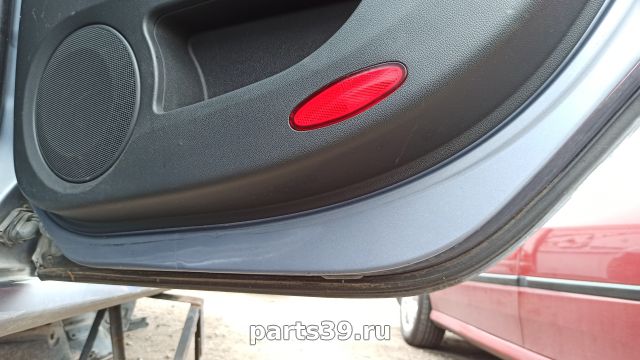 Дверь задняя Прав. на Renault Laguna 3 поколение