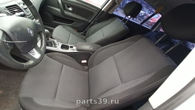 Сиденье комплект (Салон) на Renault Laguna 3 поколение