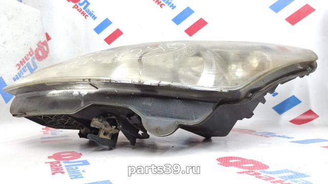 Фара передняя Citroen C4 2007г Лев. на Citroen C4 1 поколение