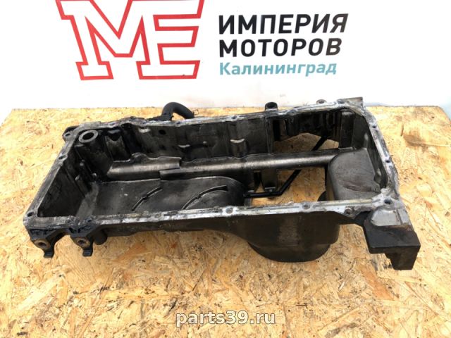 Поддон / картер двигателя на Nissan Navara D40