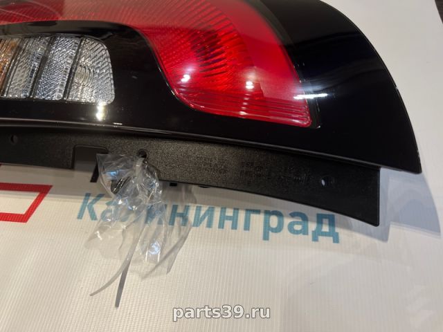 Фонарь задний в кузове Прав. на Kia Soul 2 поколение [рестайлинг]