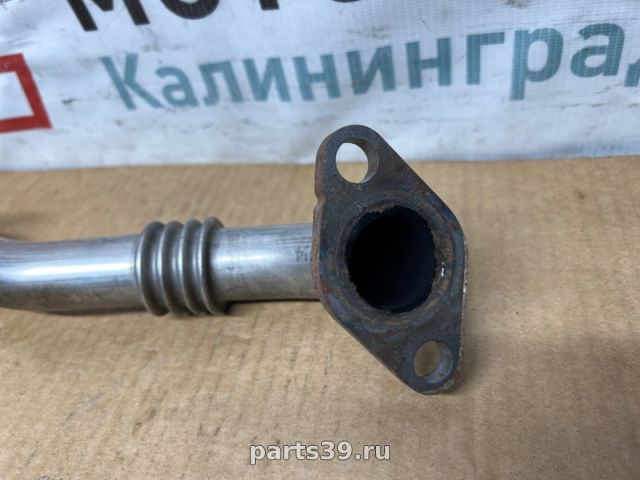 Патрубок EGR на Nissan Navara D40 [рестайлинг]