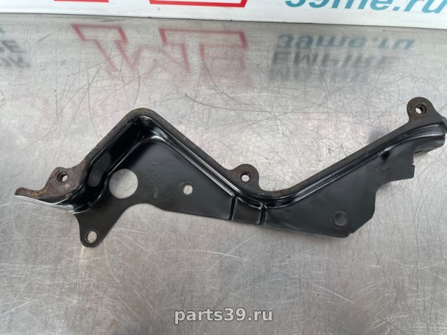 Кожух ремня ГРМ на Ford Fiesta 6 поколение