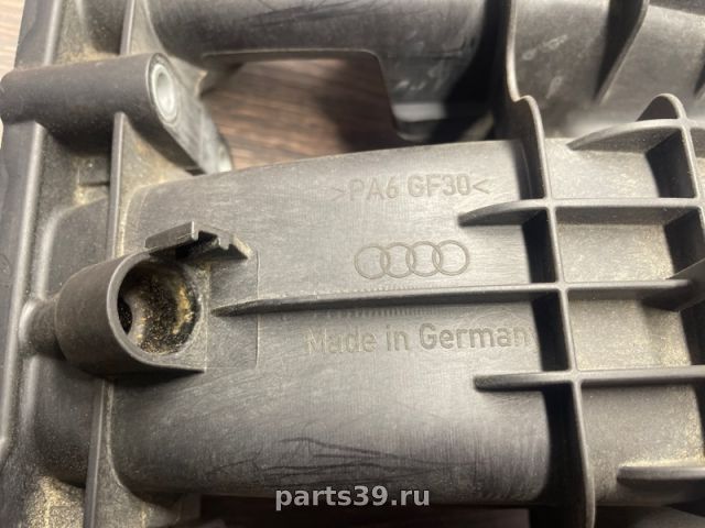 Впускной коллектор на Audi Q5 8R