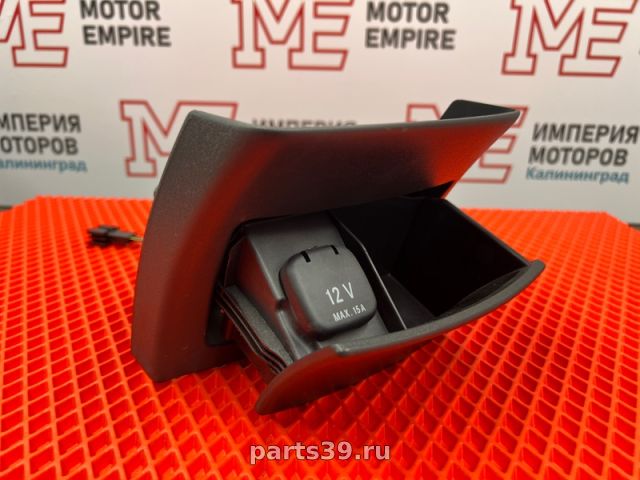 Бардачок на Mercedes-Benz E-Класс W211/S211