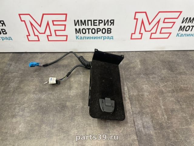 Планка обтекателя на Mercedes-Benz E-Класс W211/S211