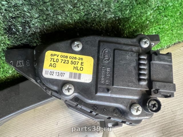 Педаль акселератора на Audi Q7 4L [рестайлинг]