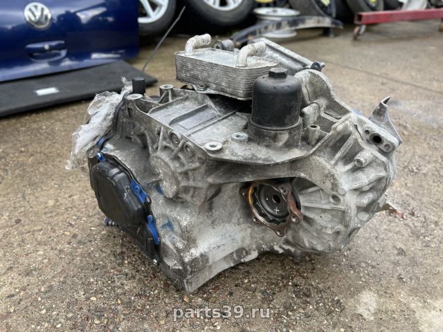 Коробка передач автоматическая АКПП на Volkswagen Passat B6