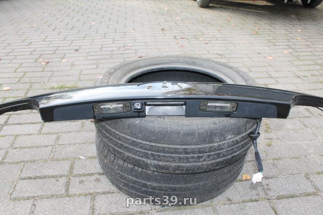 Накладка крышки багажника