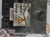 Блок управления двигателя ECU на Nissan Navara D40