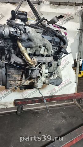 Двигатель без навесного AXB на Volkswagen Transporter T5