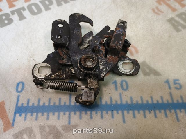 Замок капота на Citroen C4 2 поколение