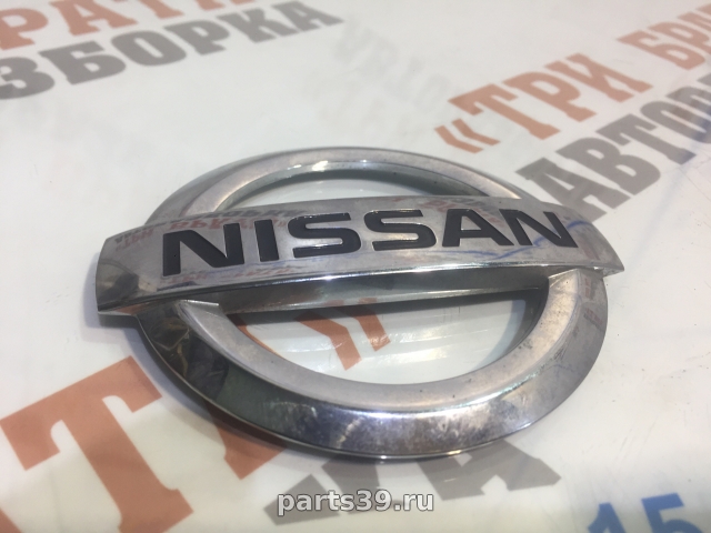 Значок  на Nissan Almera G11