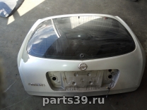 Крышка багажника на Nissan Primera P12